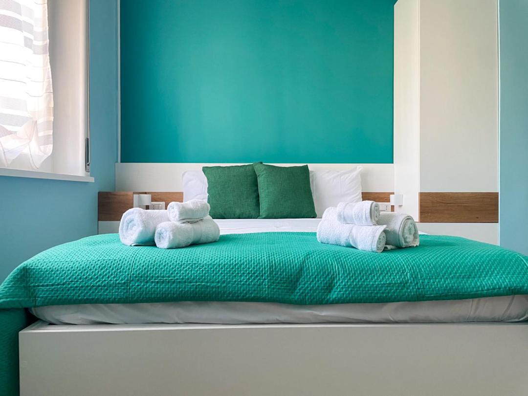 B&B Libra Rooms & Suite Салерно Екстериор снимка