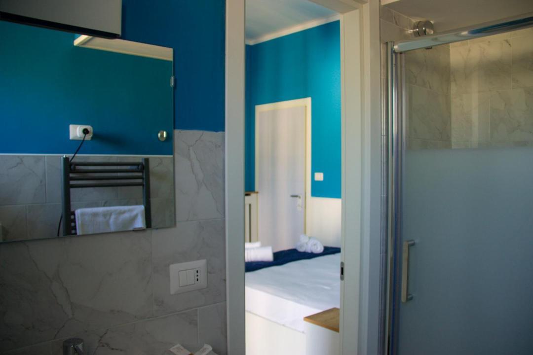 B&B Libra Rooms & Suite Салерно Екстериор снимка