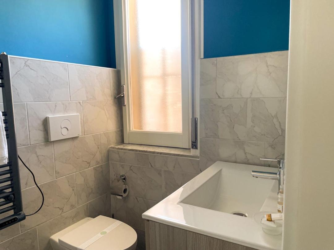 B&B Libra Rooms & Suite Салерно Екстериор снимка